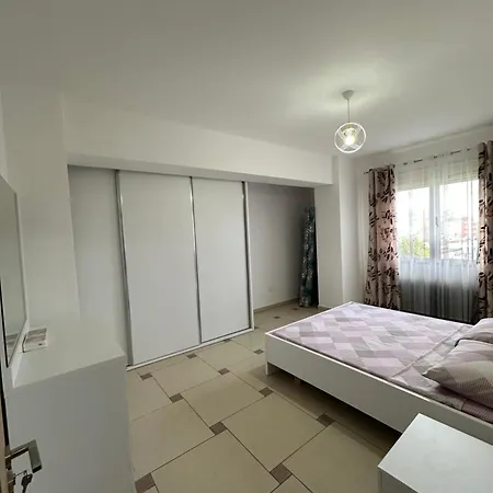 Cozy And Comfortable Apartment *